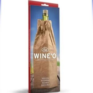 NIB Fred & Friends Wine’O bottle bag -reusable insulated  waterproof ‘paper bag’